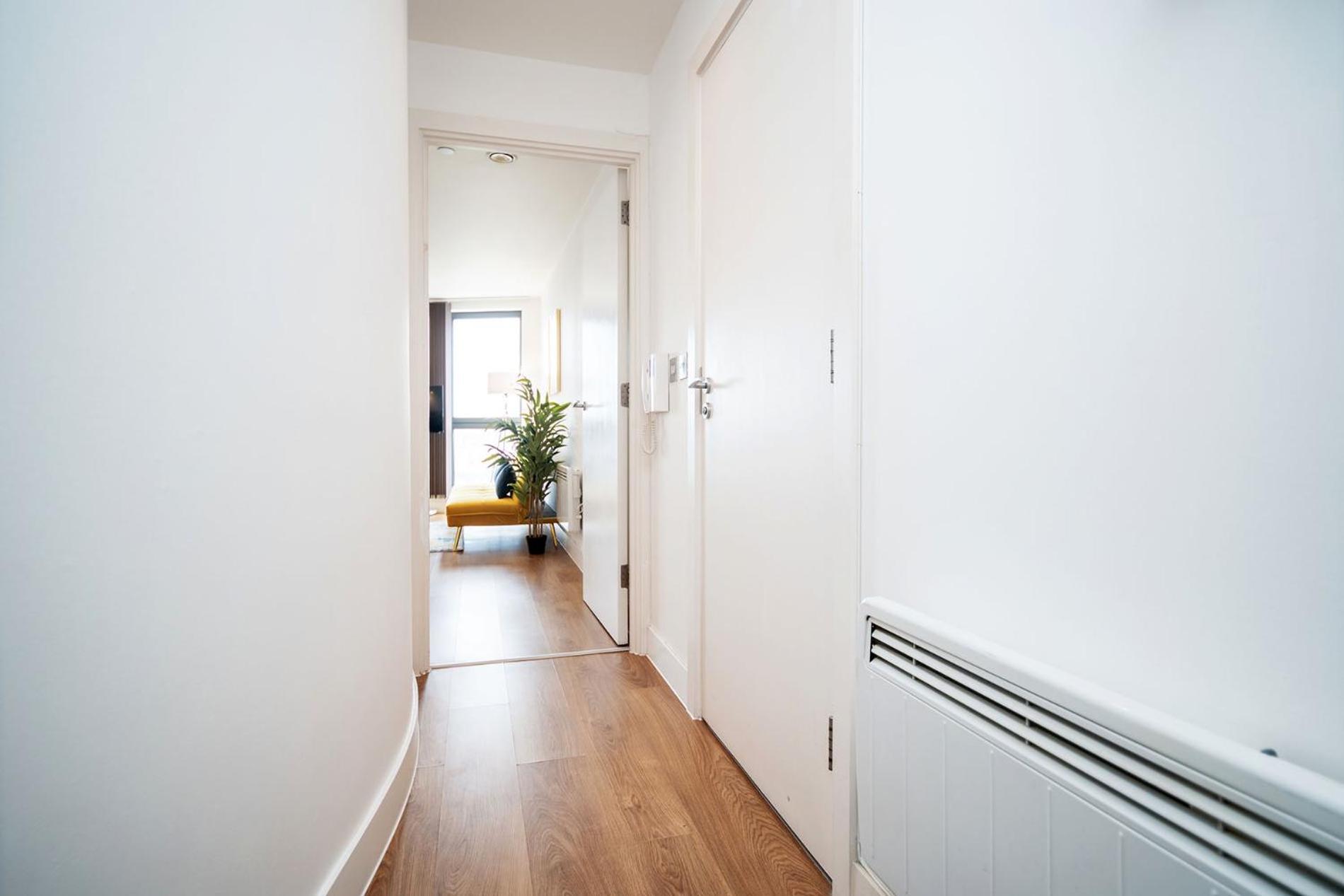 Exclusive Apartment - City Centre - Free Parking -Wifi Netflix- Juliet Balcony Leeds  Exterior photo