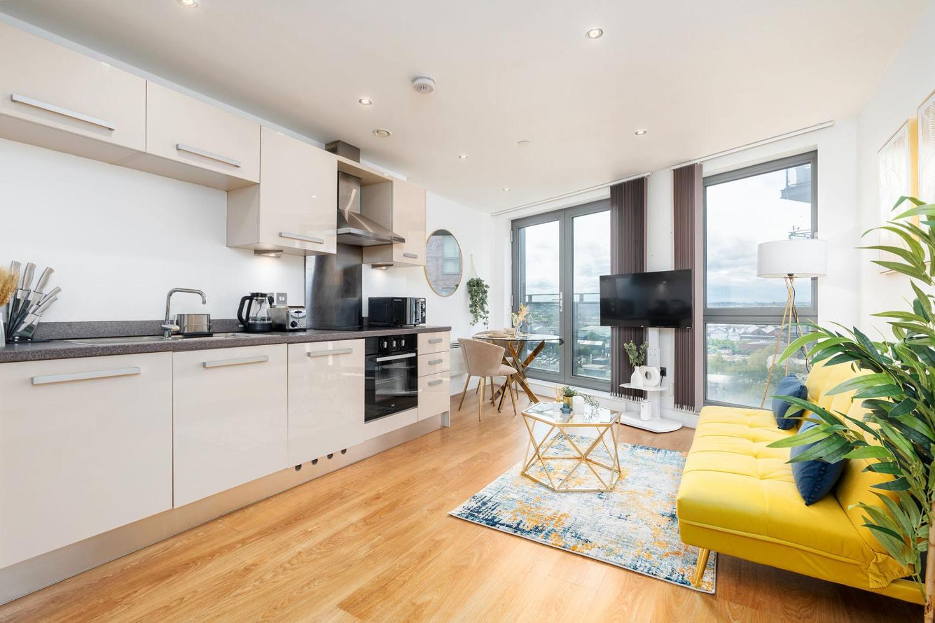 Exclusive Apartment - City Centre - Free Parking -Wifi Netflix- Juliet Balcony Leeds  Exterior photo